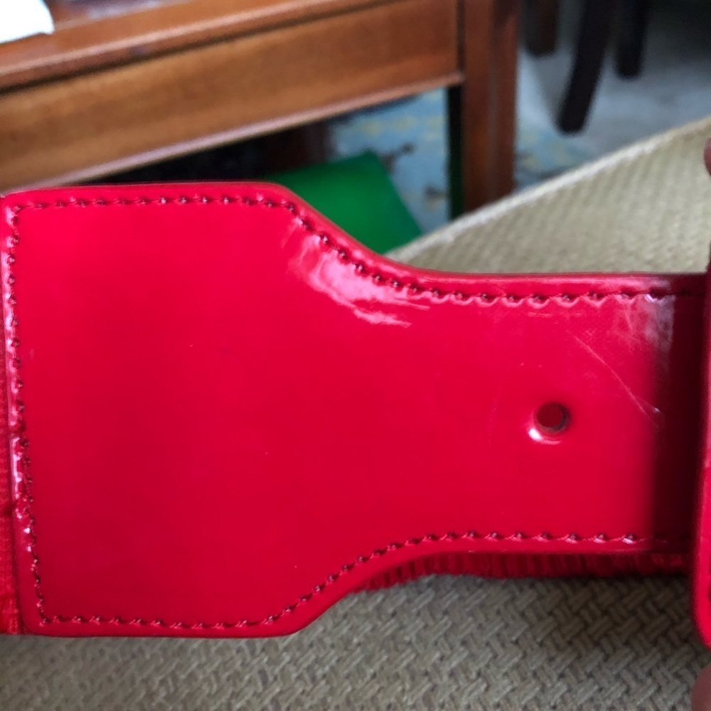 Leather red patent stretch belt M/L - Picture 5 of 12